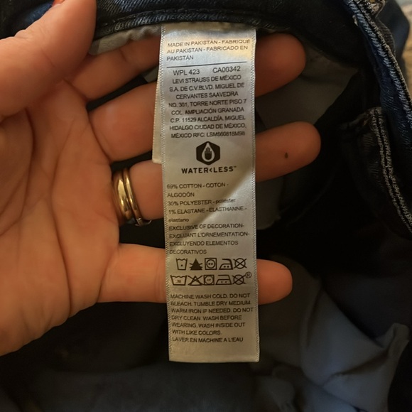 Signature Levi Strauss Skinny High Rise Jeans - Picture 4 of 6